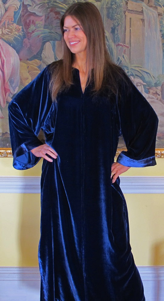 Antoinette Long Blue Silk Velvet Kaftan Tuttabankem