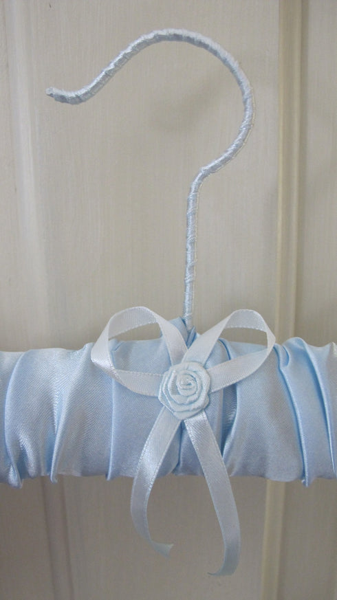 Powder Blue Satin Padded Hanger Tuttabankem