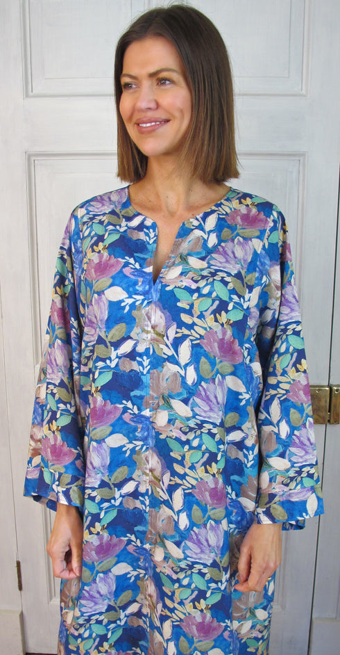 Liora viscose kaftan in a floral pattern on blue ground by tuttabanekm