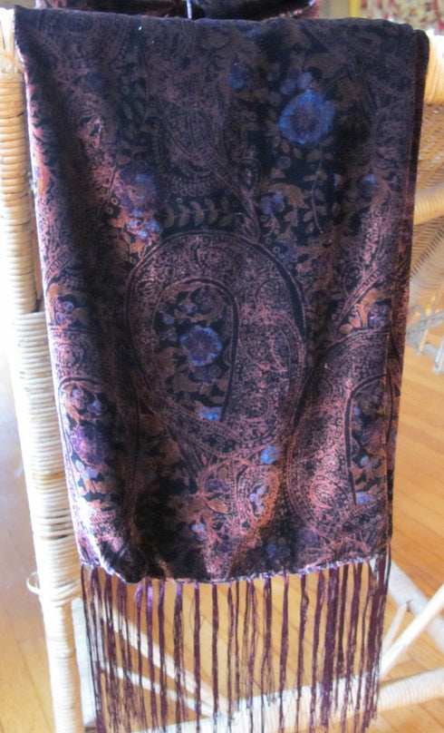 Amara Silk Velvet Shawl Tuttabankem